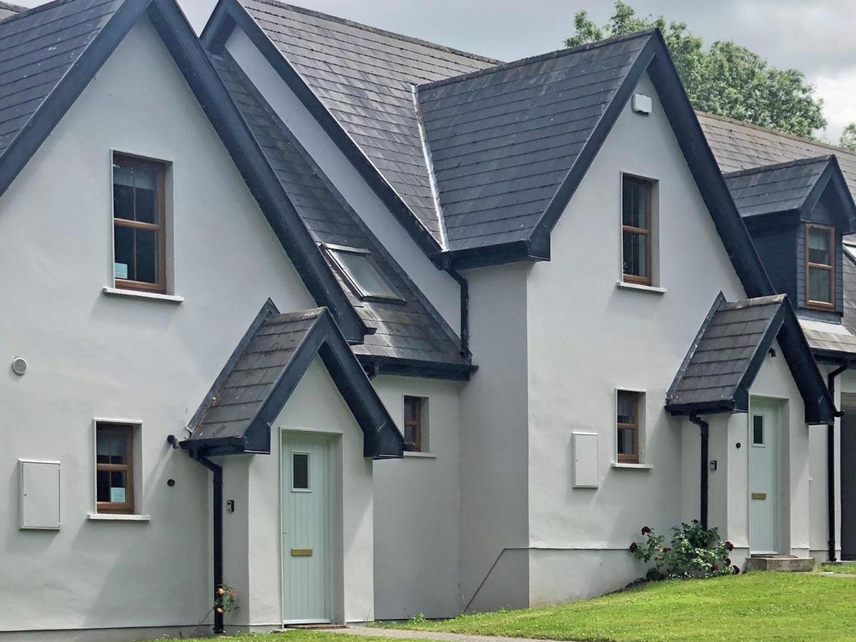 Old Court Holiday Homes Terryglass - Sleeps 6 By Trident Holiday Homes Esterno foto