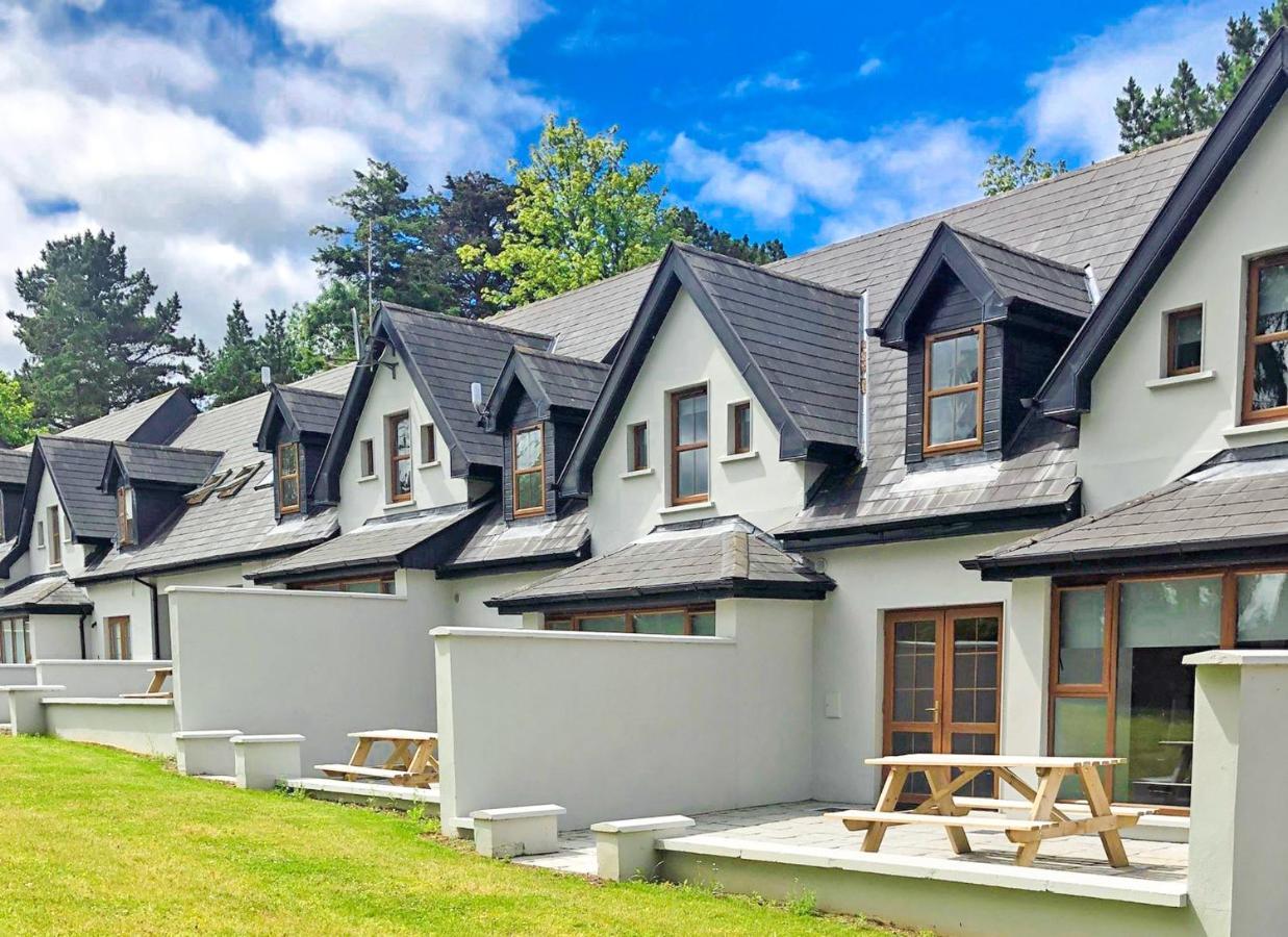 Old Court Holiday Homes Terryglass - Sleeps 6 By Trident Holiday Homes Esterno foto